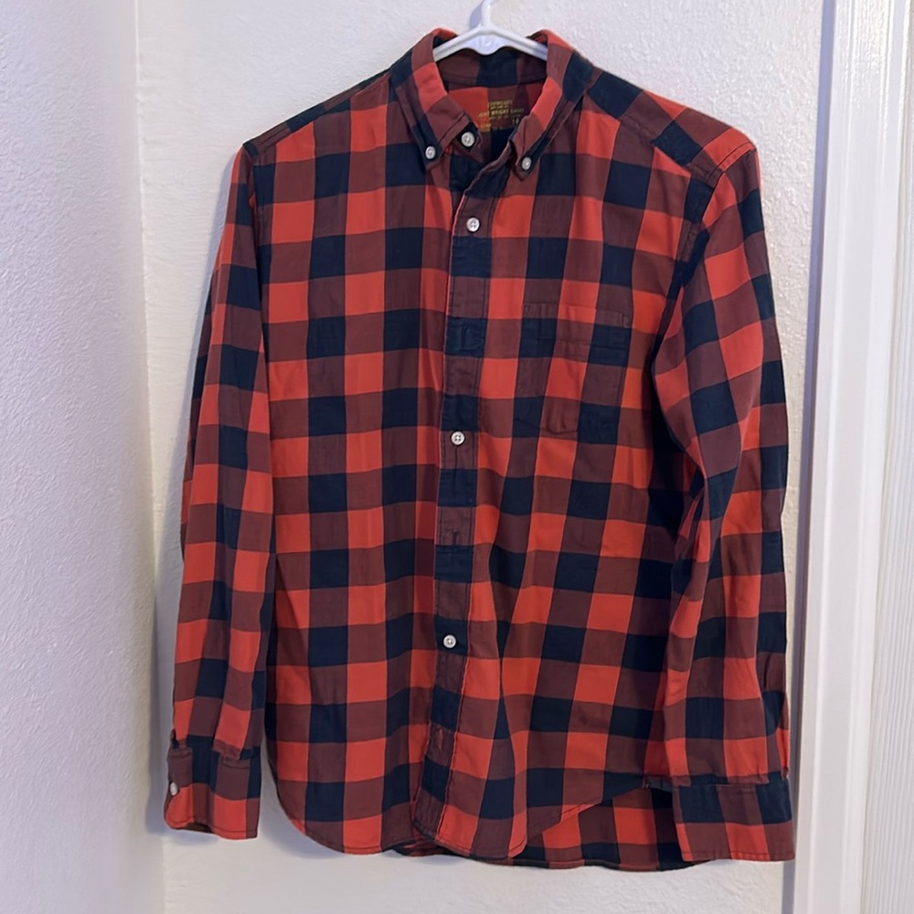 A crewcuts button up